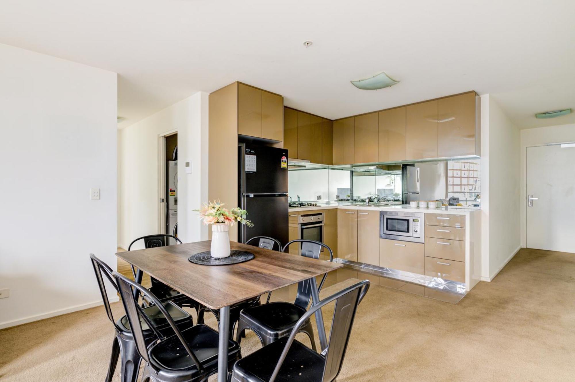 Mega Style Apartments Mainpoint Мельбурн Номер фото