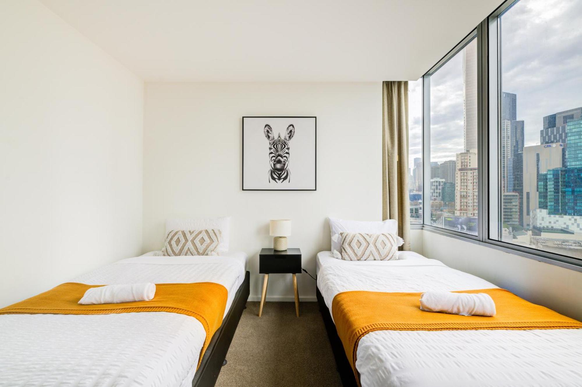 Mega Style Apartments Mainpoint Мельбурн Номер фото