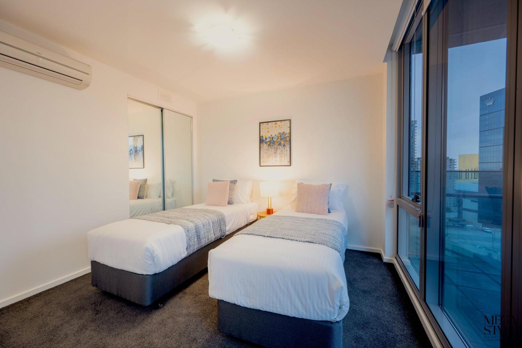 Mega Style Apartments Mainpoint Мельбурн Номер фото