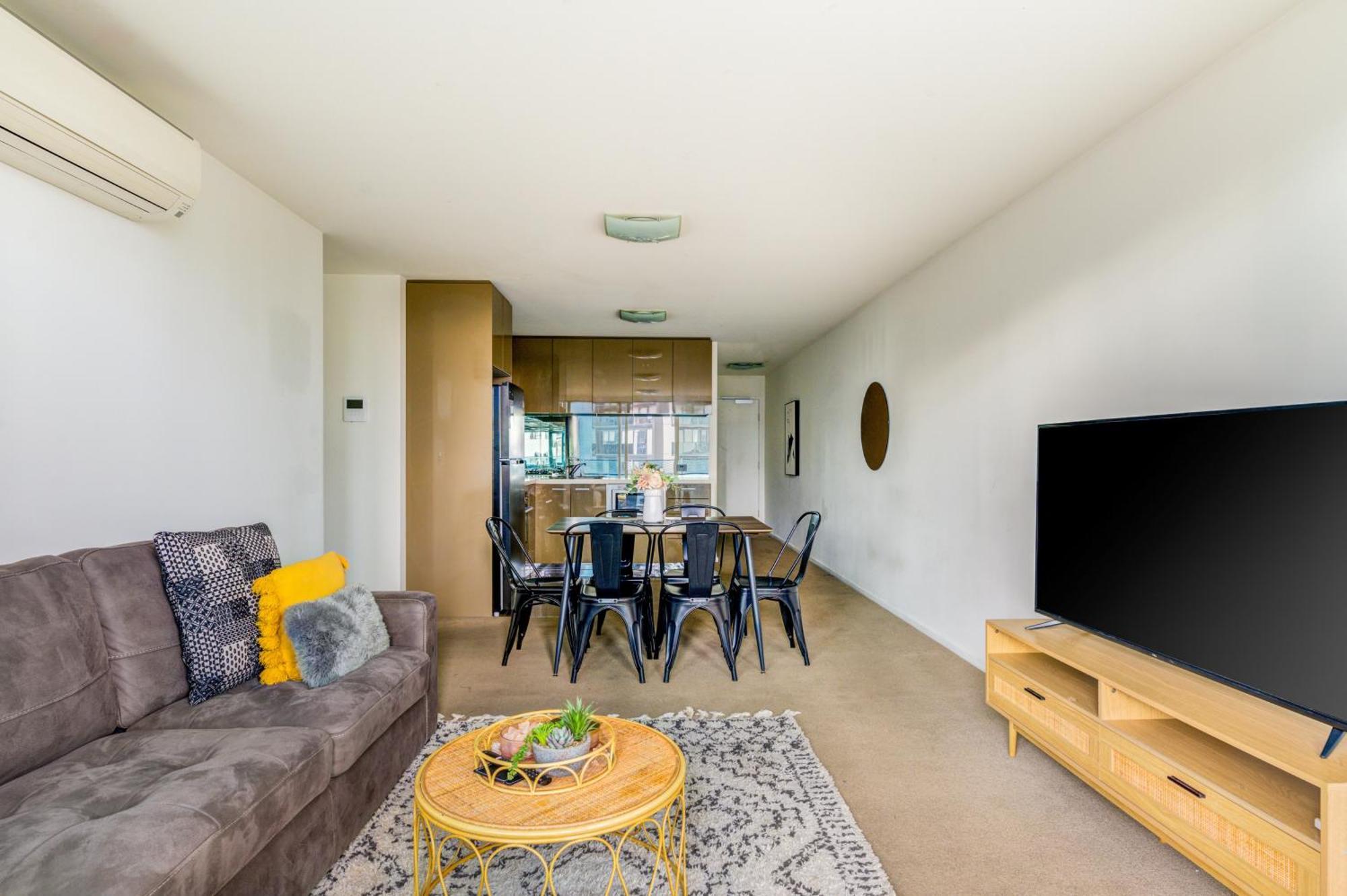 Mega Style Apartments Mainpoint Мельбурн Номер фото