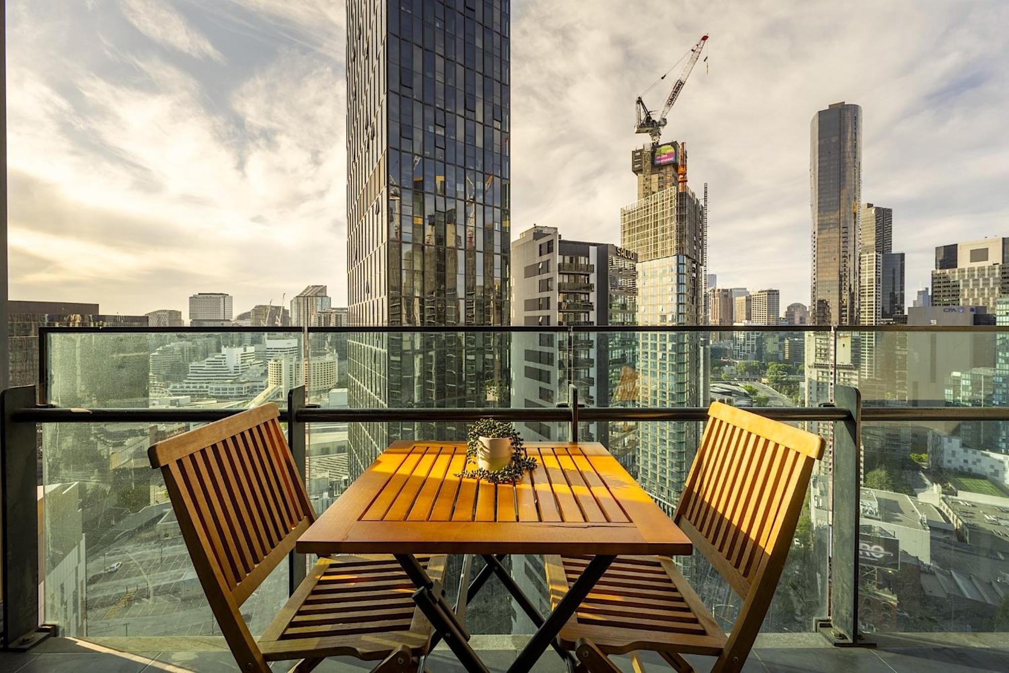 Mega Style Apartments Mainpoint Мельбурн Номер фото